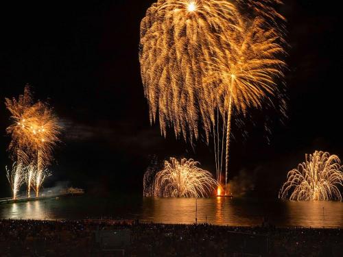 L'incendio del mare: spettacolo pirotecnico a Lignano Pineta