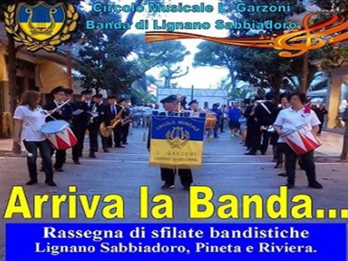 Concerto e sfilata: