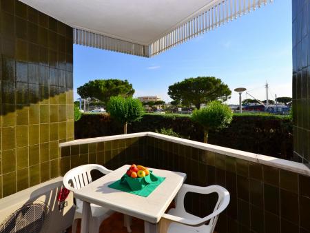 appartamento con piscina a Lignano Sabbiadoro