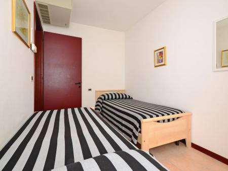 appartamento con 2 camere da letto e servizio spiaggia incluso