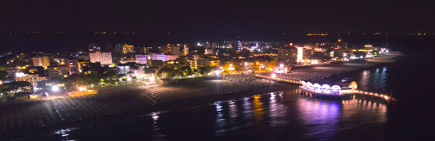 Vista sul centro storico con hotel