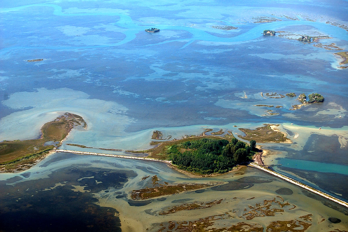 Veduta dall'alto della Laguna di marano