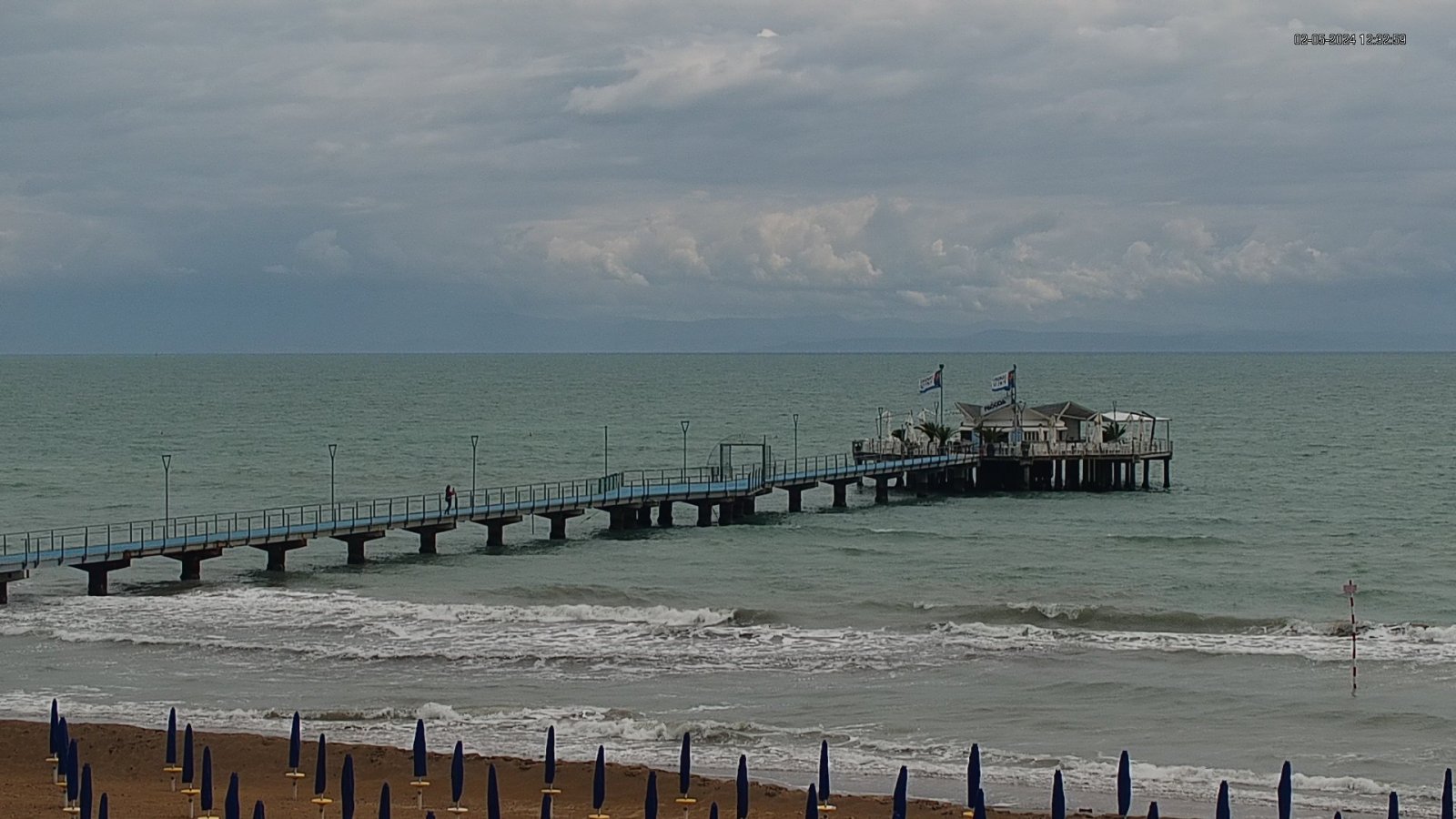 Webcam-Bild mit Zoomansicht auf den Pier und Pagoda